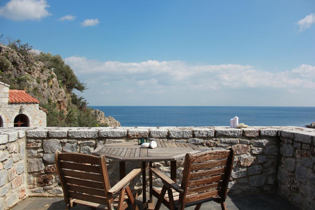 Lalloudes Seaside Accommodation Exo Nimfion Номер фото