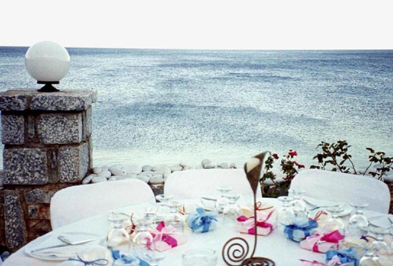 Lalloudes Seaside Accommodation Exo Nimfion Экстерьер фото